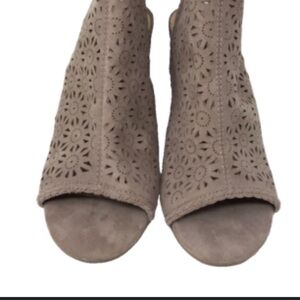 LC Lauren Conrad Tan Heels with Perforated Design